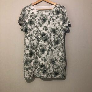 Susan Graver Women’s Size Medium Top